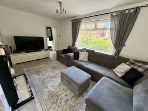 Lounge- click for photo gallery